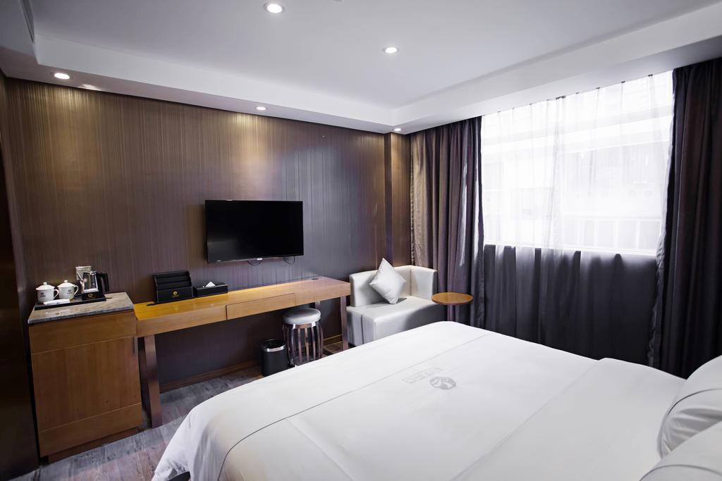 Insail Hotel Zhuhai Room photo