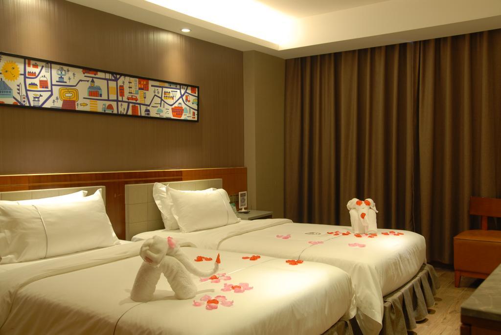 Insail Hotel Zhuhai Exterior photo