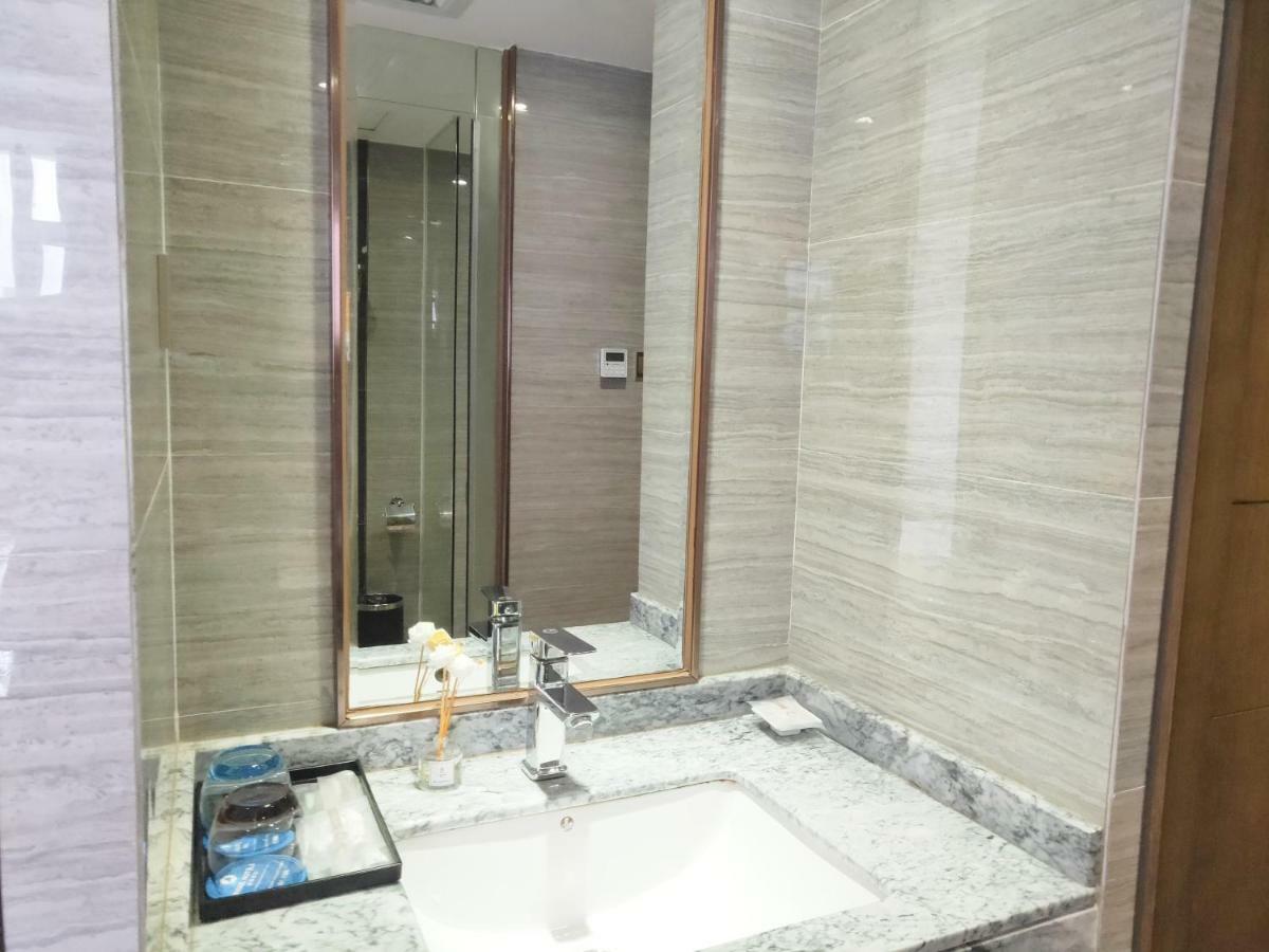 Insail Hotel Zhuhai Exterior photo