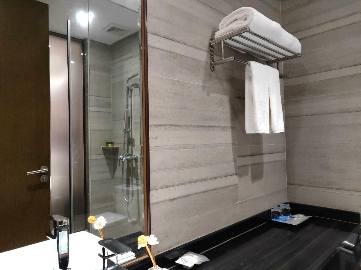 Insail Hotel Zhuhai Exterior photo